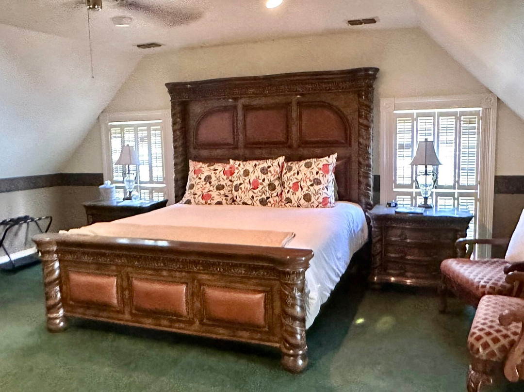 Inn On The Creek主图