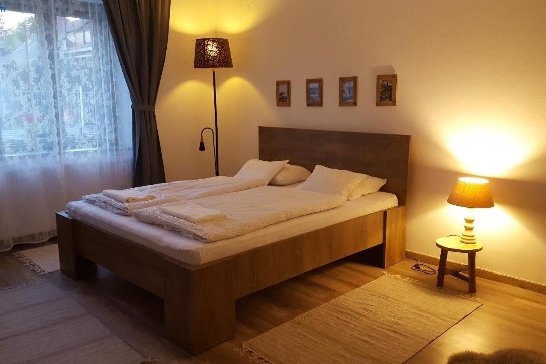 Zrinyi 11 Apartments
