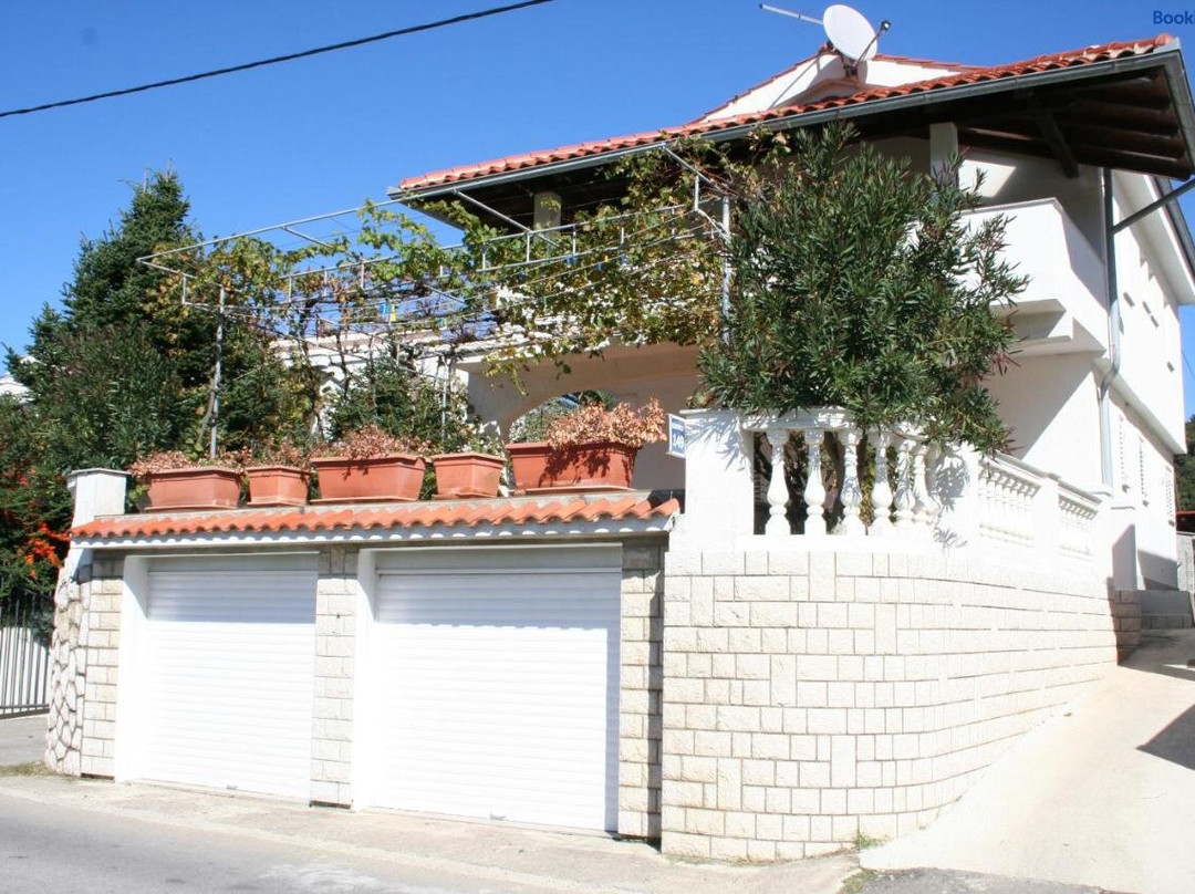 Apartments Galic