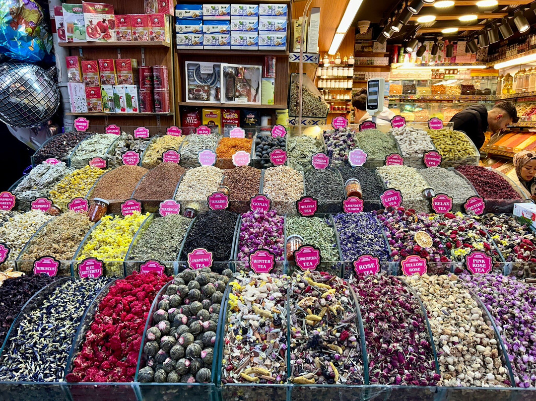 Egyptian Bazaar-马尔马里斯必去景点