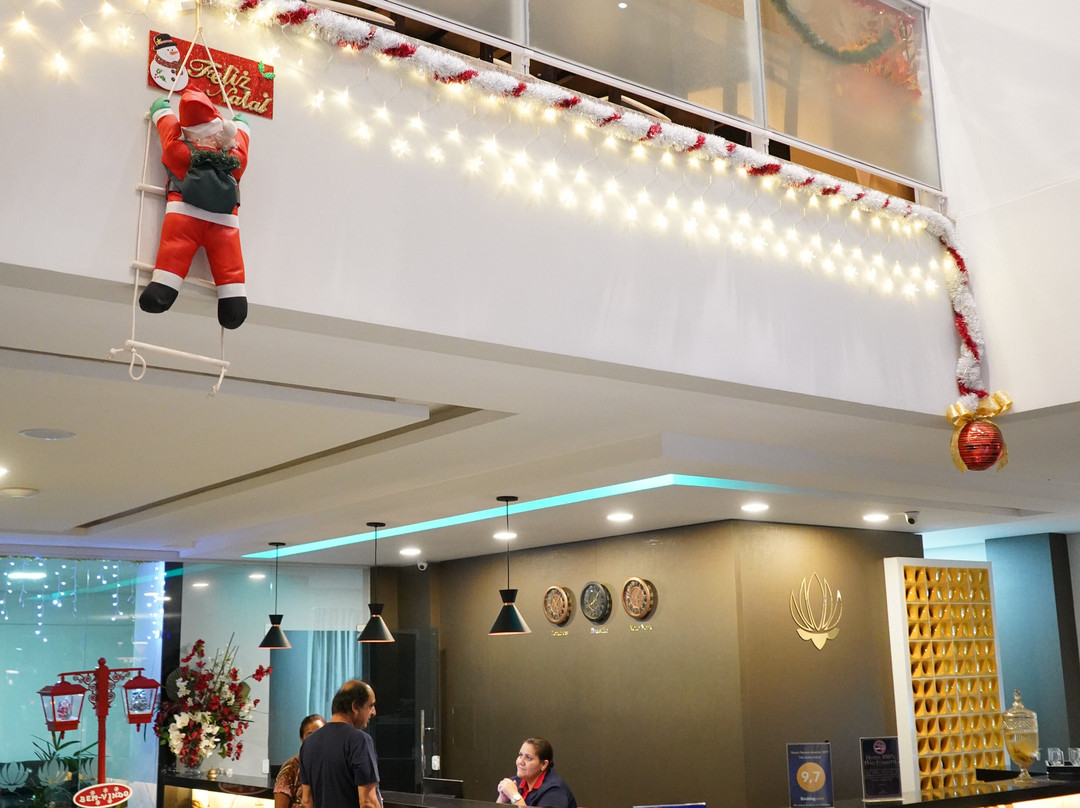 Pak Suites Hotel主图