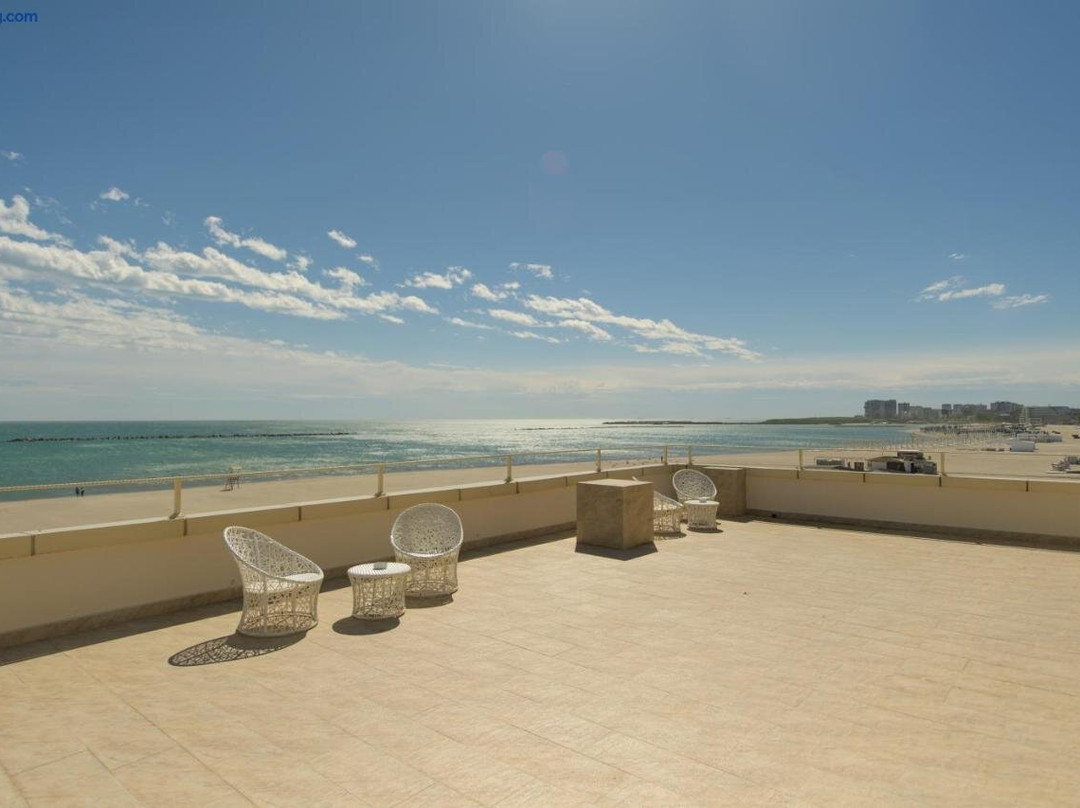 Hotel Golden Palace主图