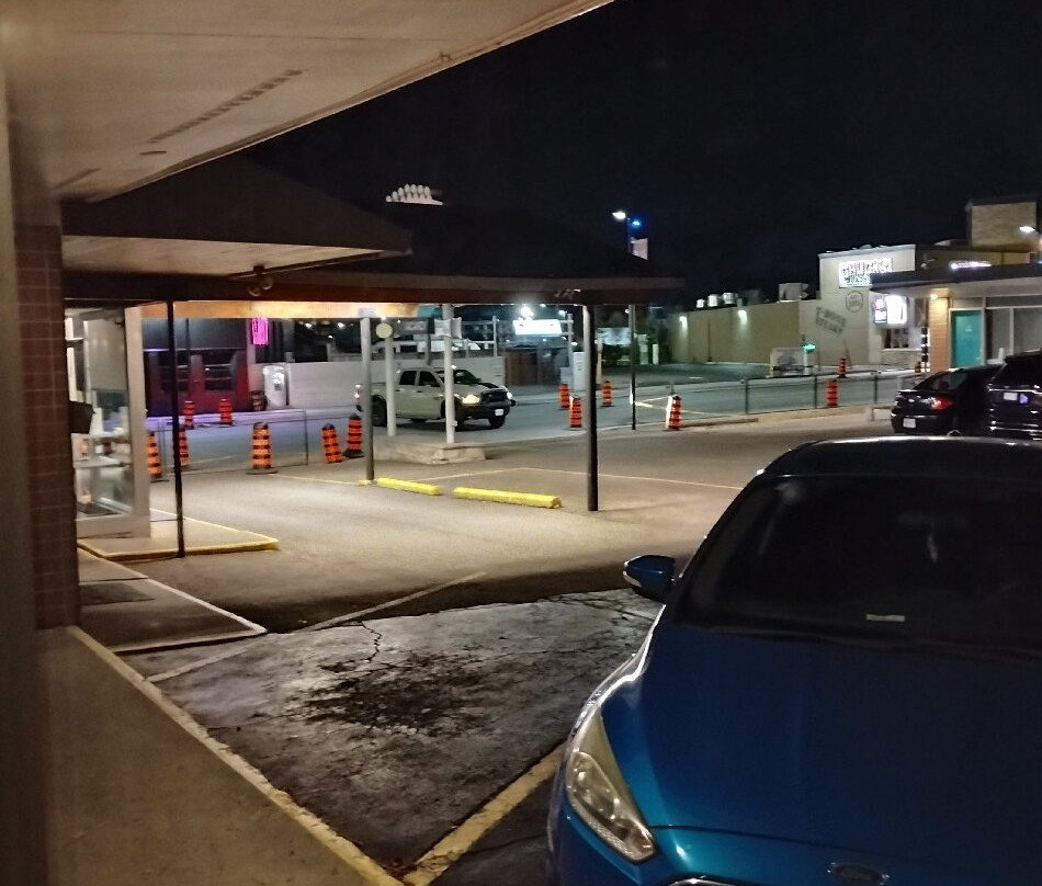 Cadillac Motel Near the Falls主图