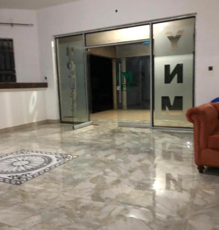 YNM Adam's Hotel