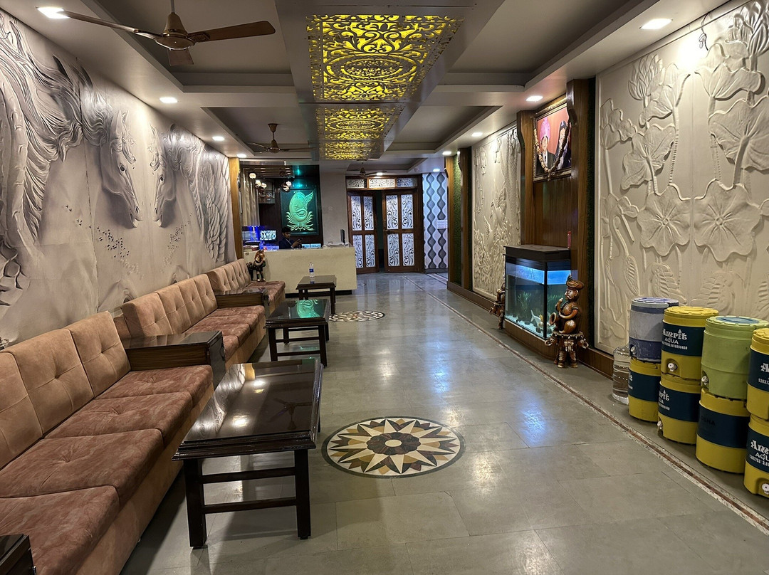 OYO 13835 Hotel Kanta Shrawan主图