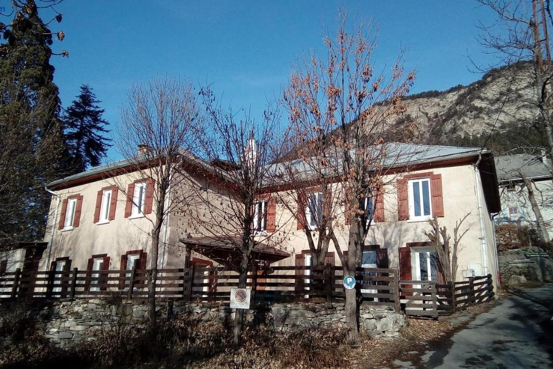 Maison Familiale Associative Gueyniers
