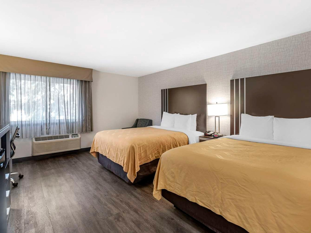 Quality Inn - Burbank Airport