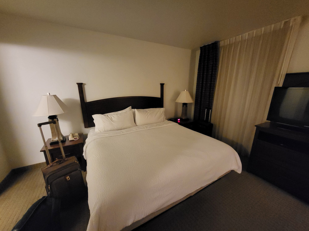 Staybridge Suites Rockford By IHG主图