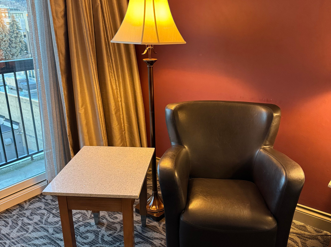 The Royal Anne Hotel主图