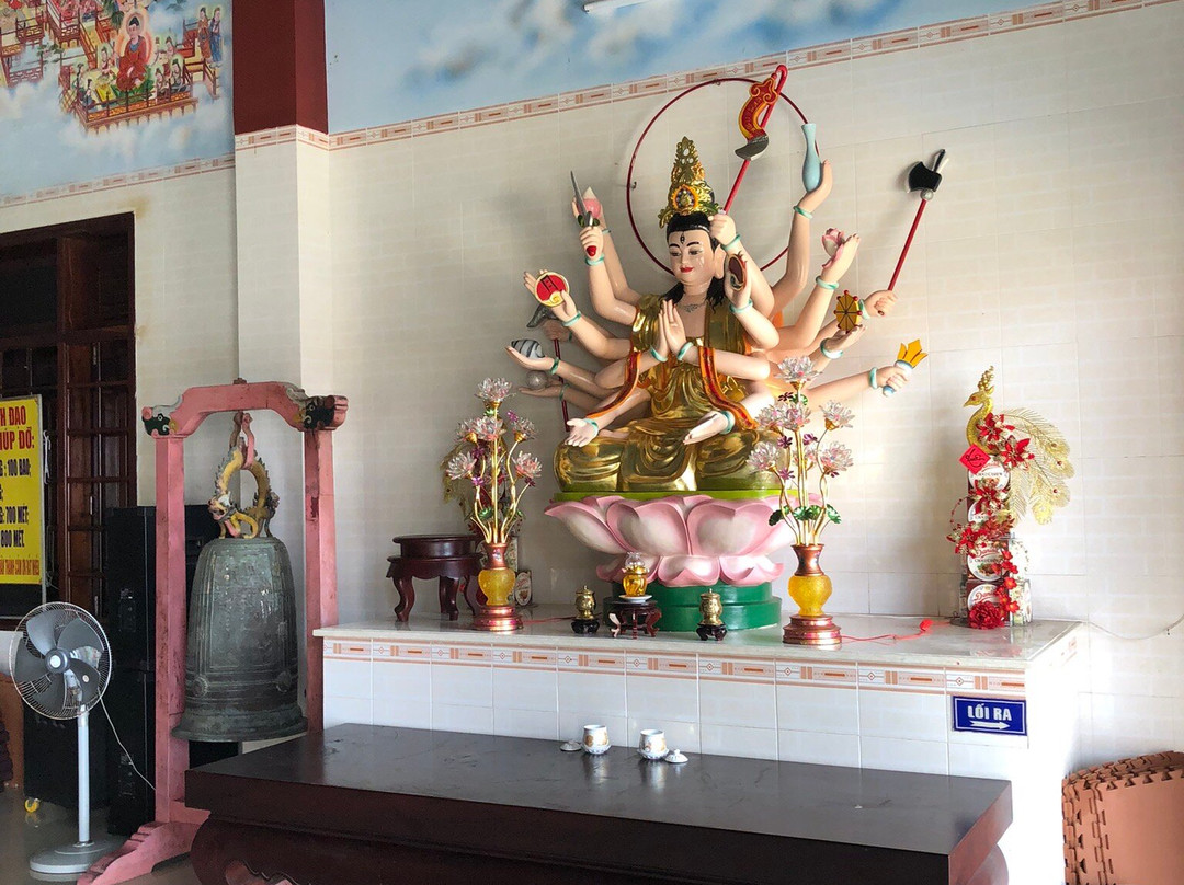 Buu Son Temple景点图片