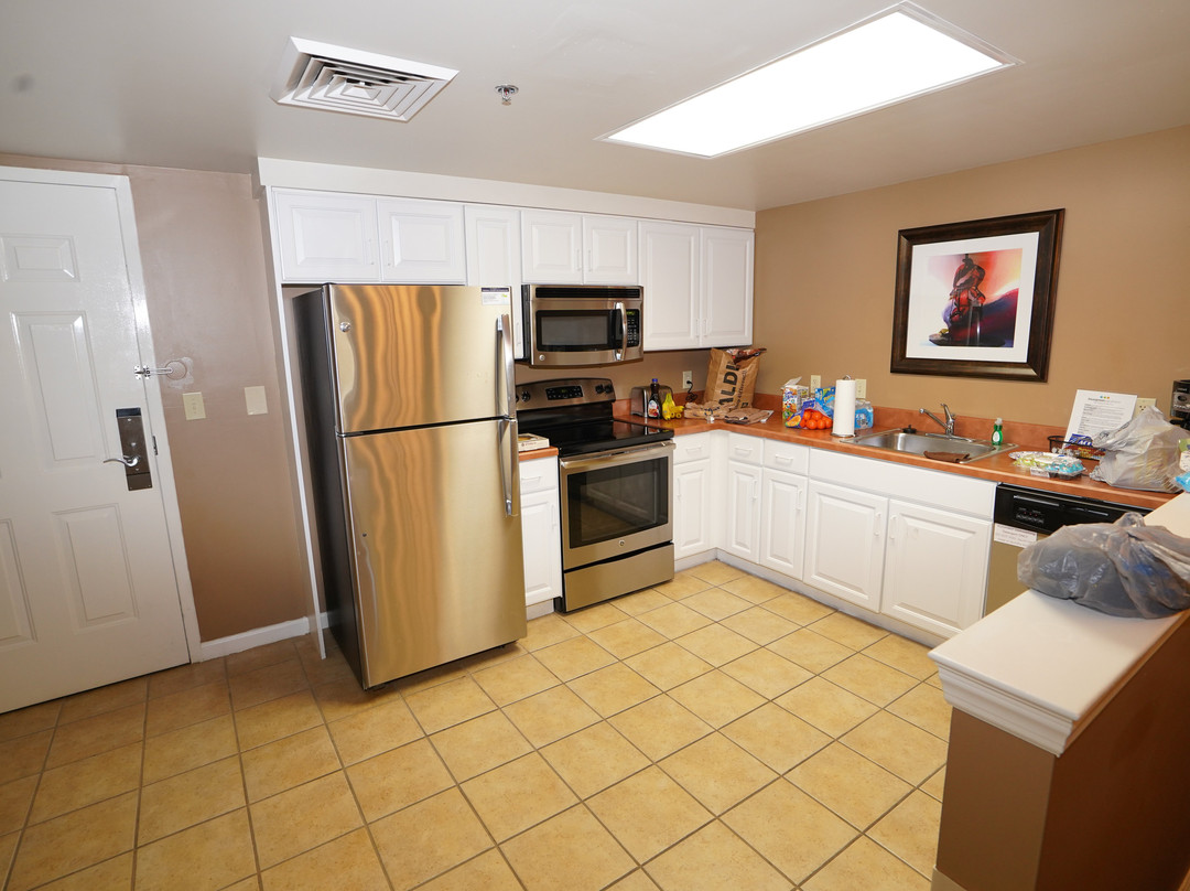 在赫尔希套房度假酒店主图