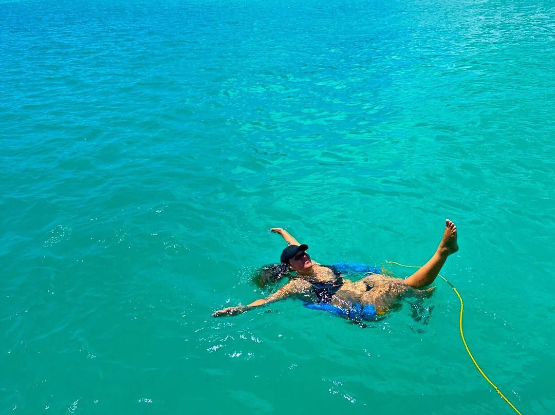 Seven Marine Charters-Cupecoy Bay必去景点