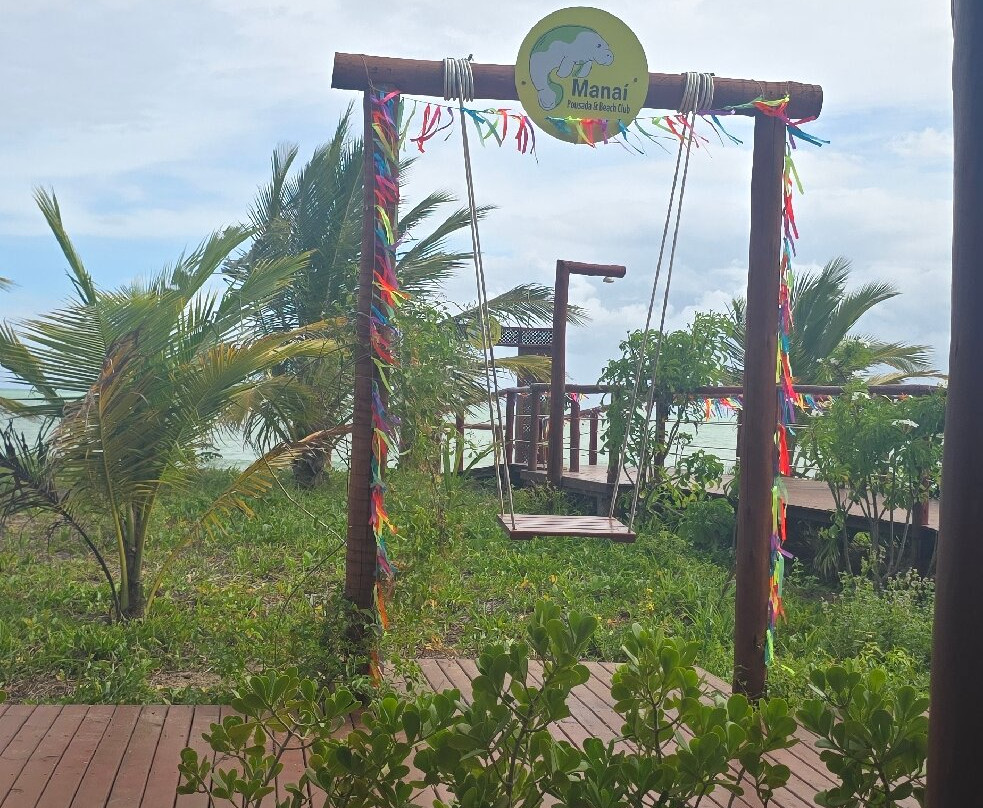 Manaí 海滩俱乐部旅馆