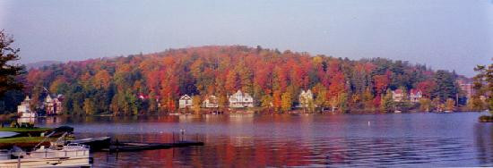 Lake Flower Inn主图