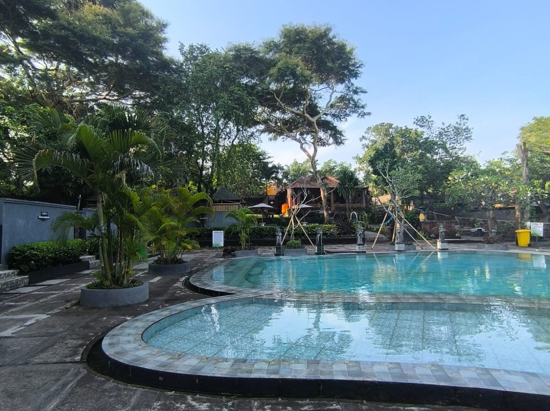 Banyuwedang Hot Spring景点图片