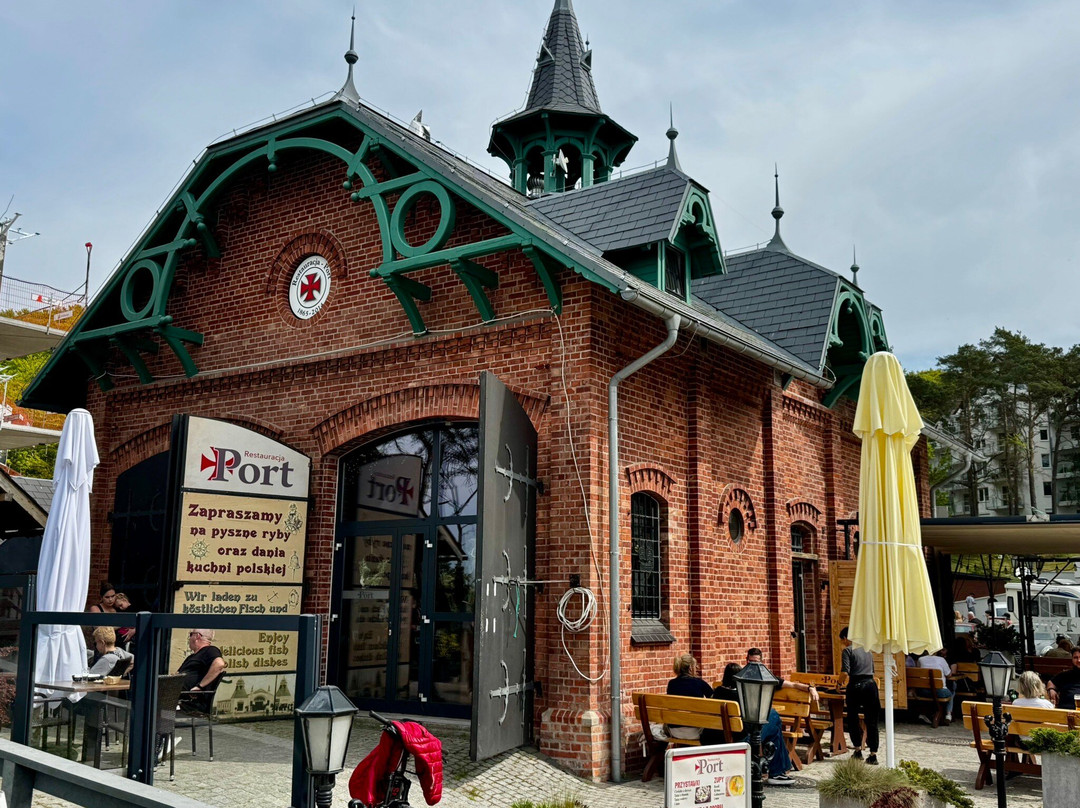 Miejsce Miedzyzdroje-缅济兹德罗耶必去景点