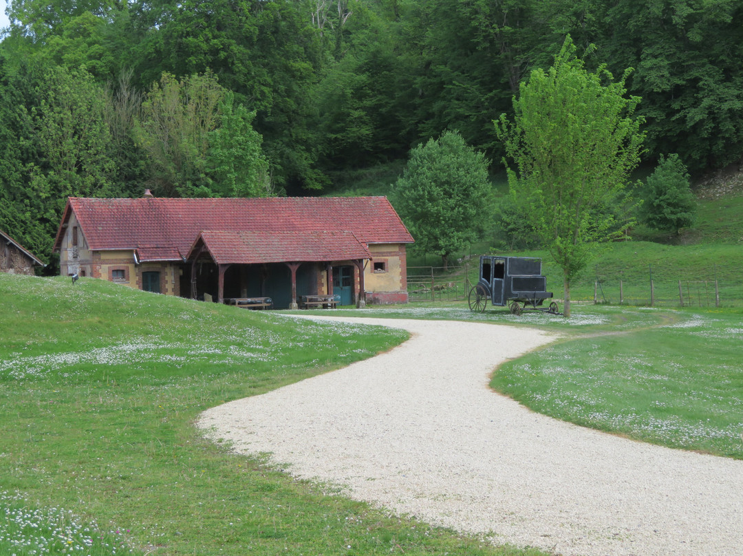 Abbaye de Mortemer-Haute-Normandie必去景点