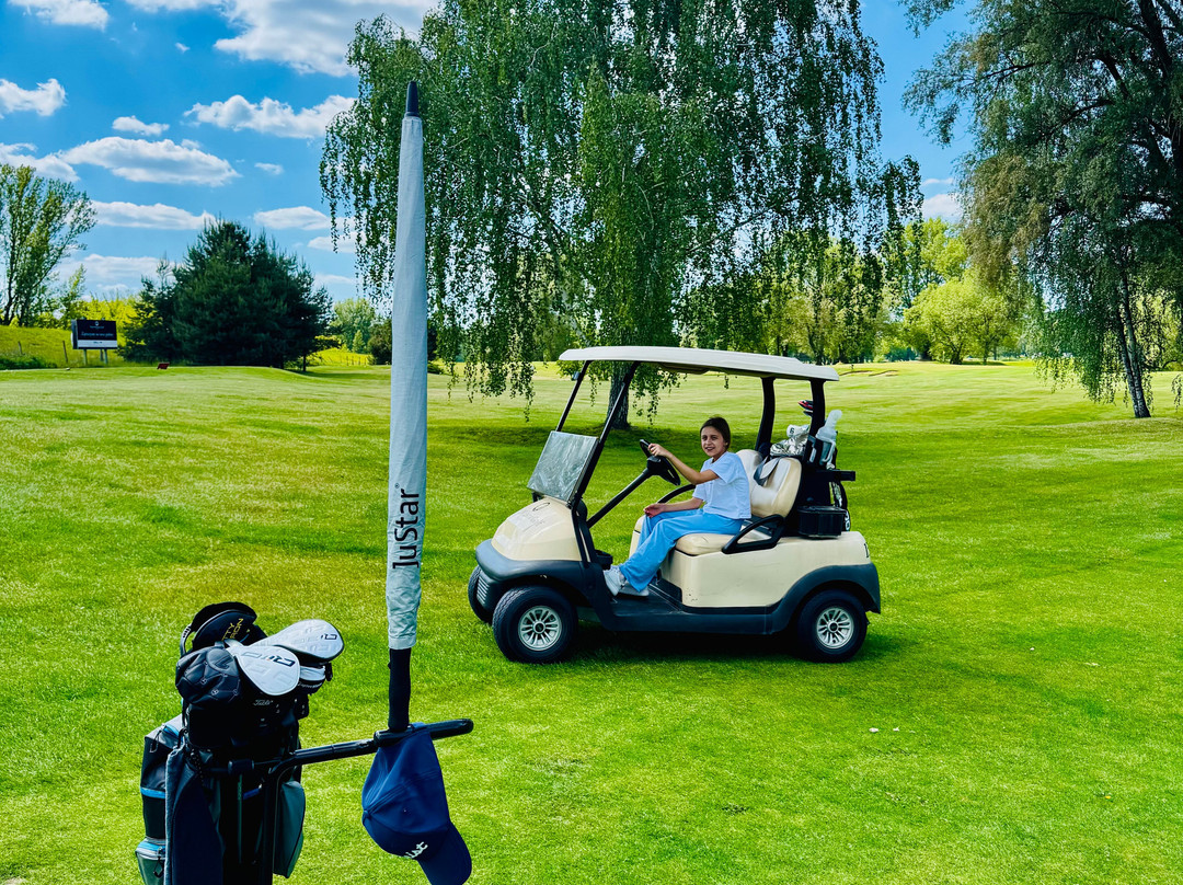 First Warsaw Golf & CC景点图片