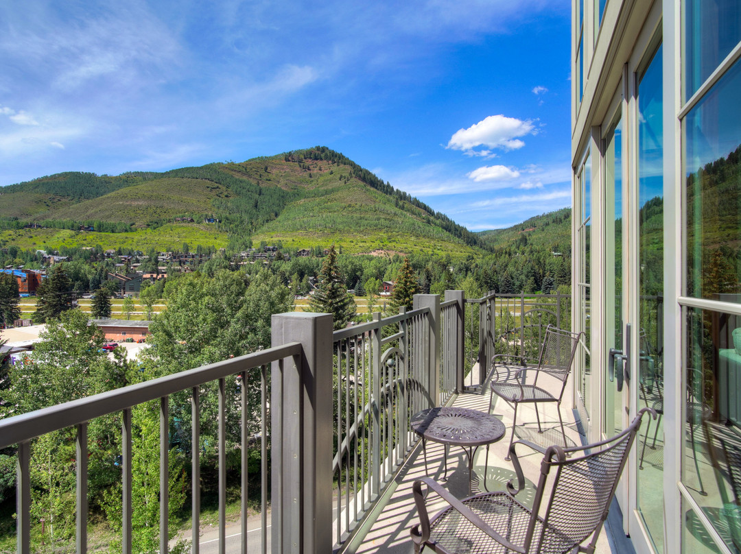 Legendary Lodging at the Ritz Carlton Residences Vail