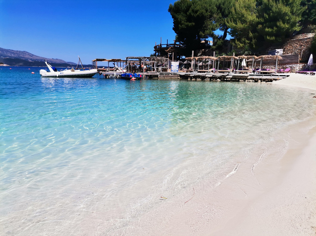 Black pearl ksamil-Ksamil必去景点