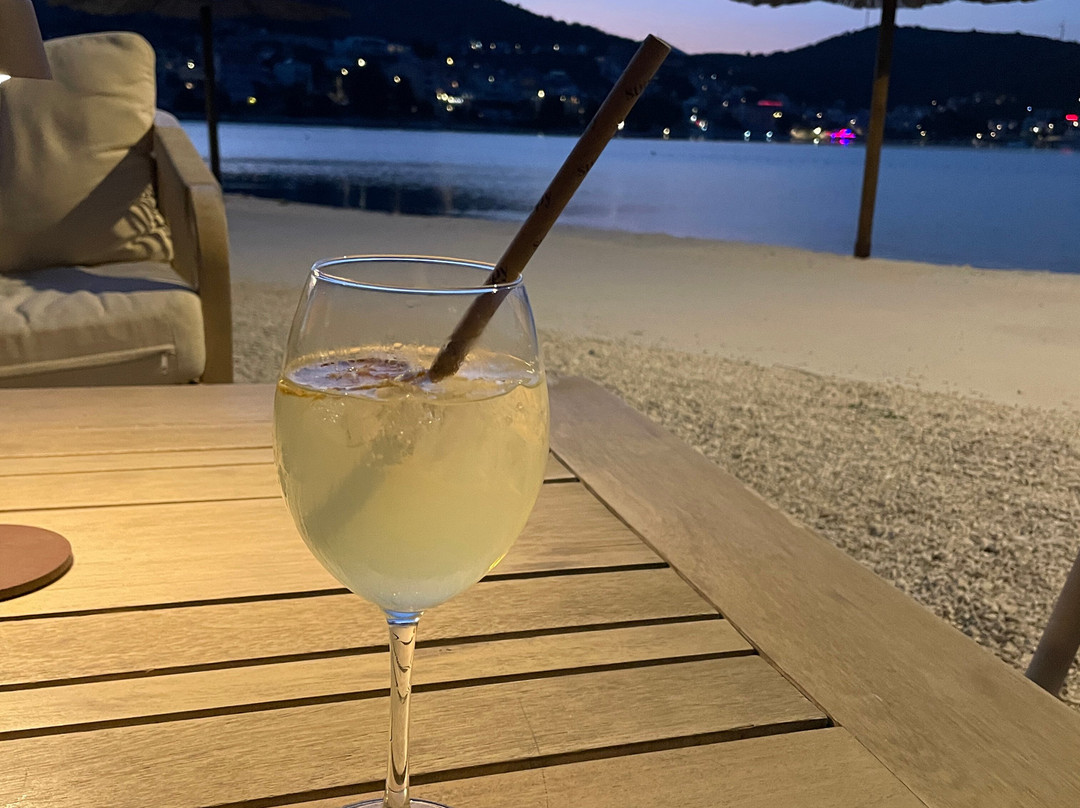 Marinus Beach Hotel主图