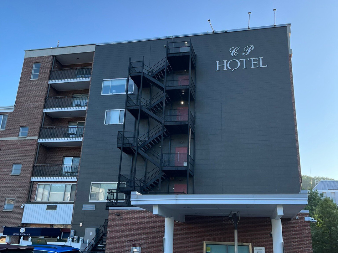 蒙特佩利尔首府广场酒店，希尔顿启缤精选主图