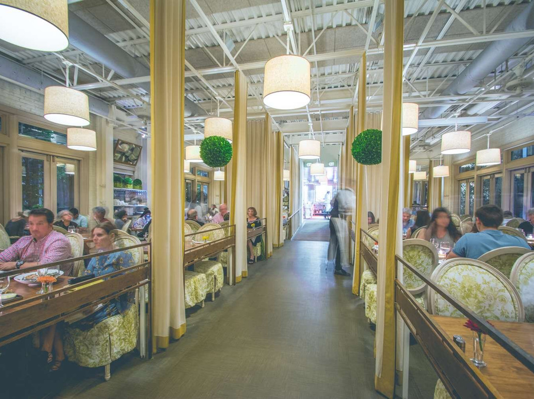 戈尔兹伯勒酒店住宿-Proximity Hotel