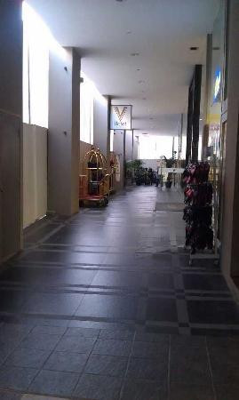 新加坡威大酒店 - 明古连主图