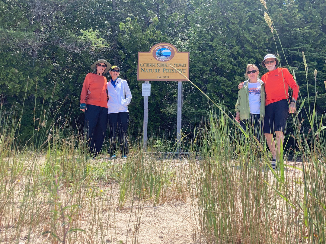 Woods & Waters-Hessel必去景点