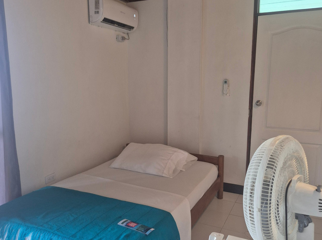 South West Bay Cabañas主图