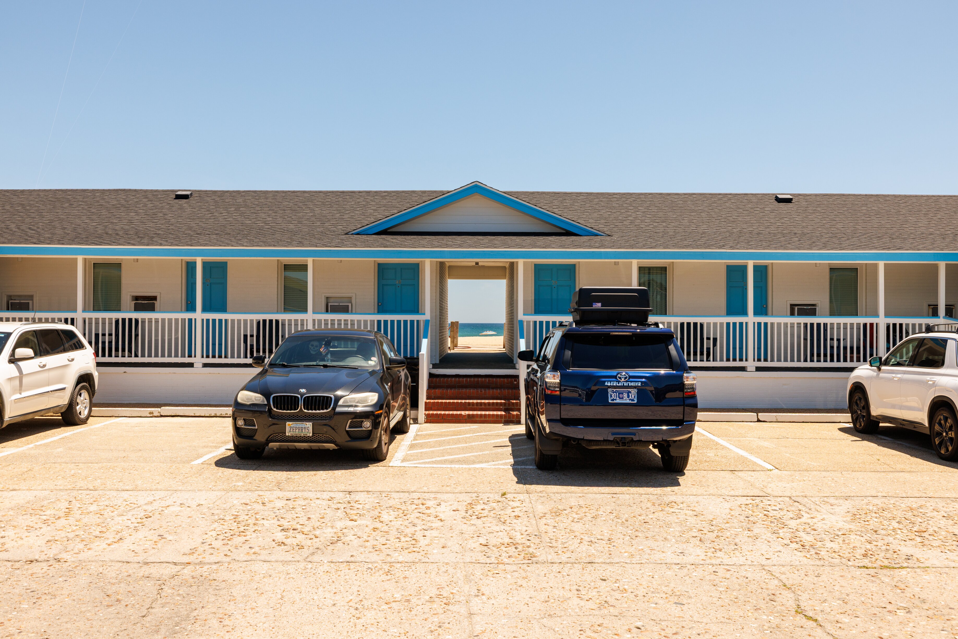 Dolphin Oceanfront Motel-官方