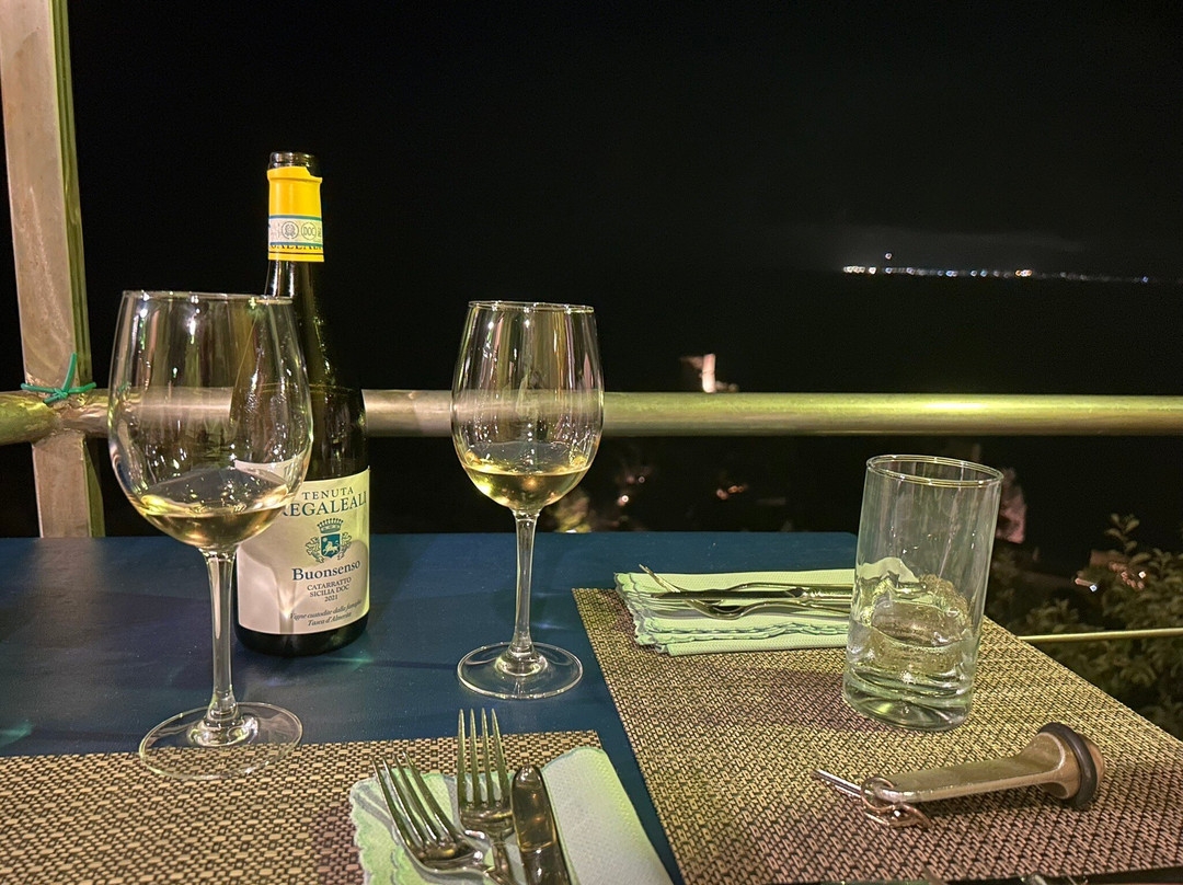 Torre Bennistra-Scopello必去景点