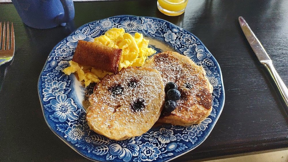 Snug Hollow Farm Bed & Breakfast-餐饮