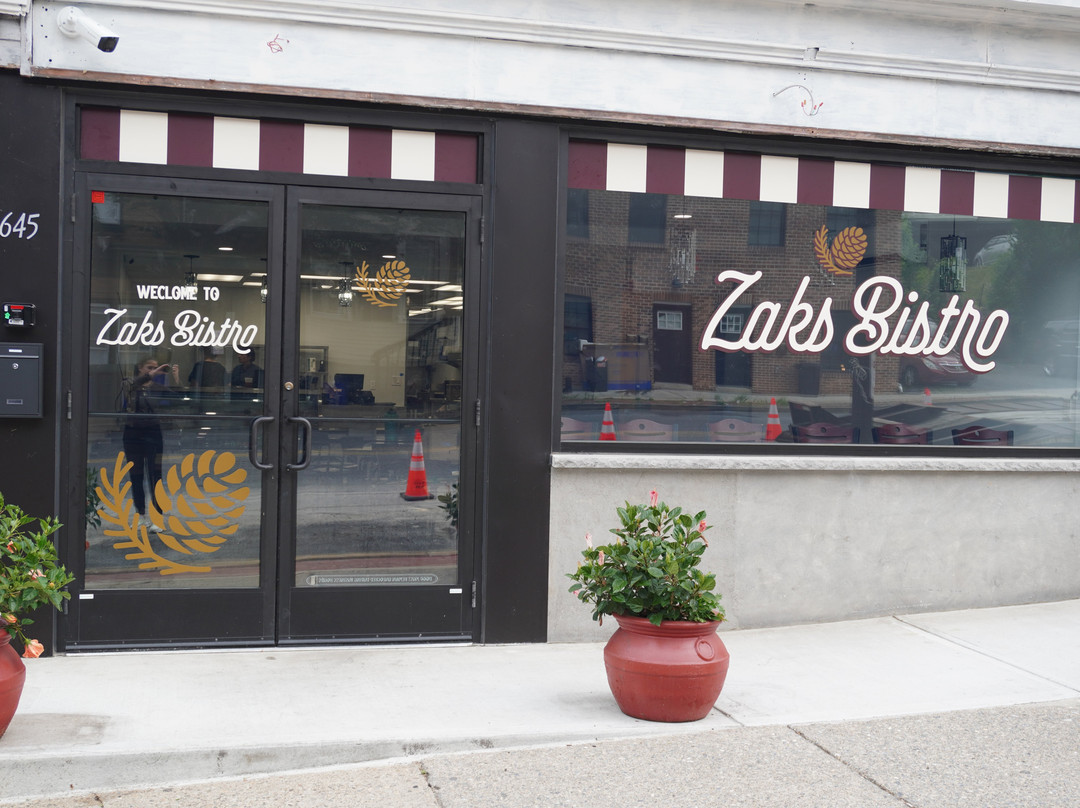 Zaks Bistro