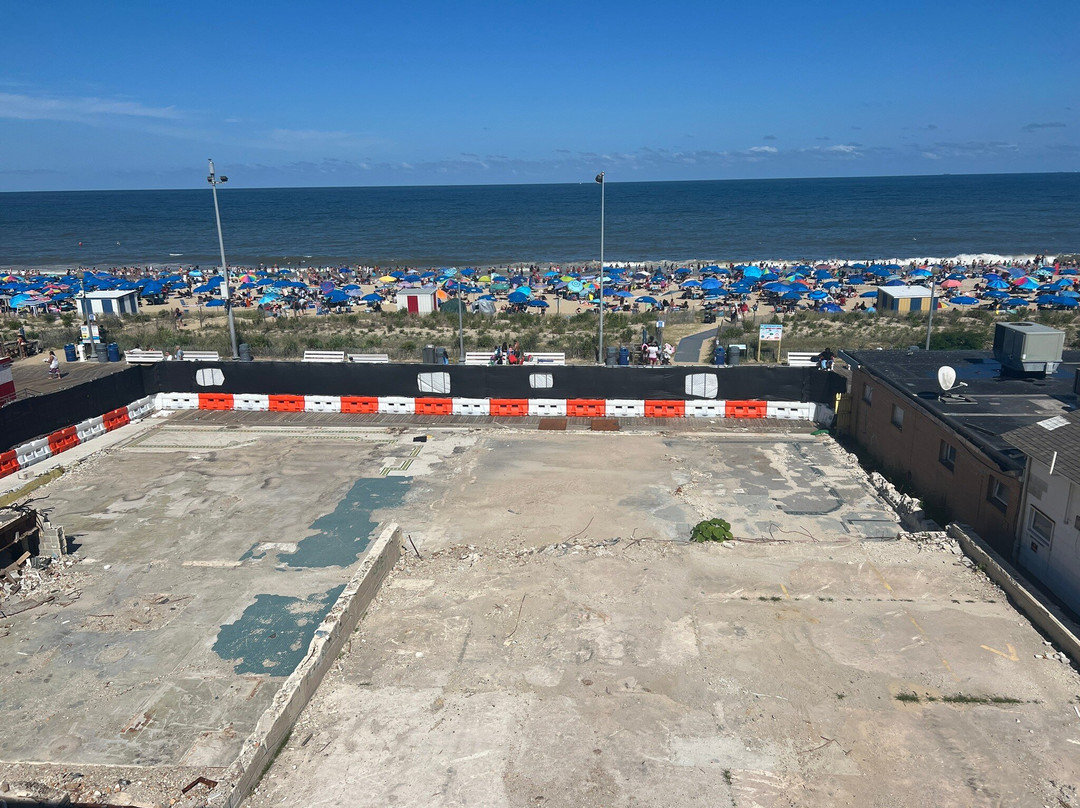 Admiral on Baltimore主图