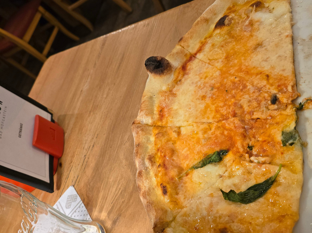 Dorfstubn Pizzeria T&t