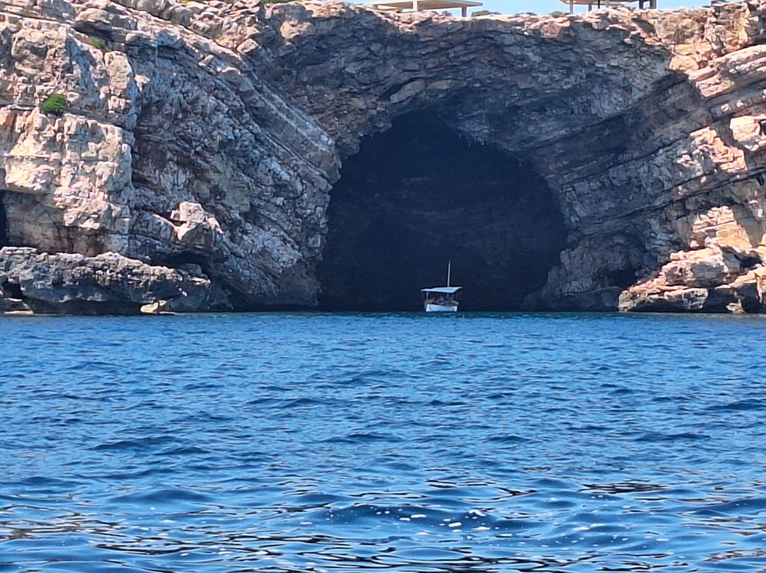 Atrevida  Sport Yacht Charter-Portocolom必去景点