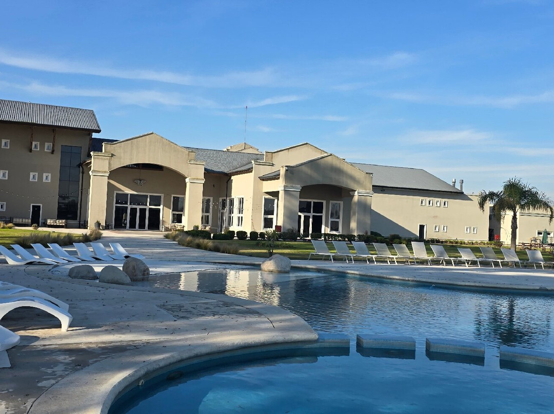 Howard Johnson Hotel & Convention Center Ezeiza主图