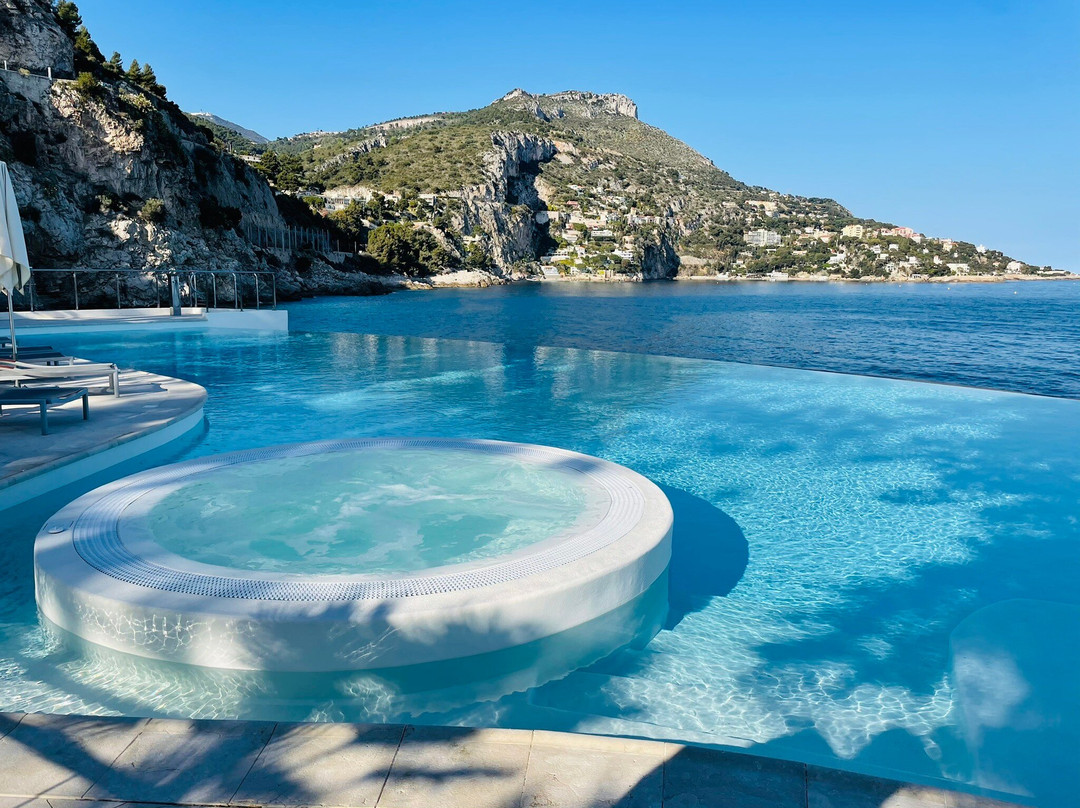 盖埃斯特利酒店主图