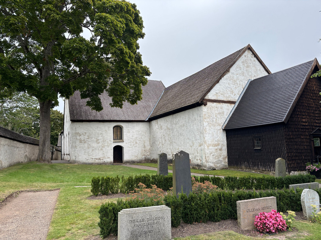 S:ta Maria kyrka-Finspang必去景点