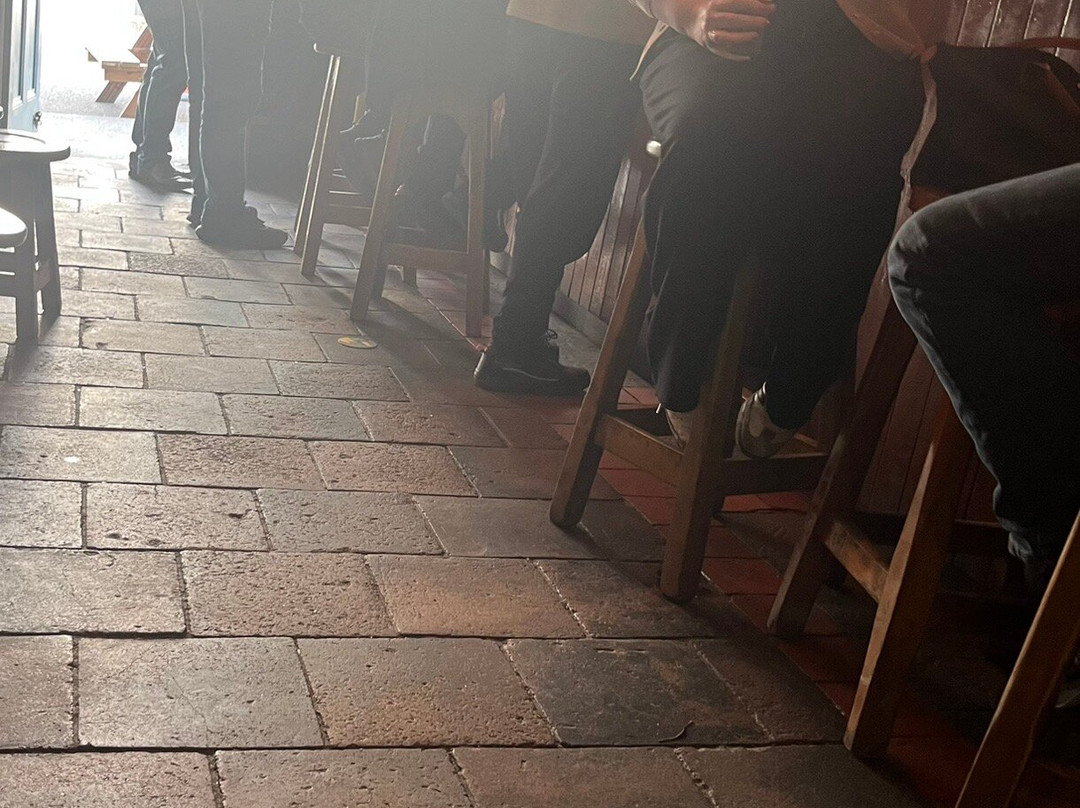 Mcdonnells Bar & Undertakers-Belmullet必去景点