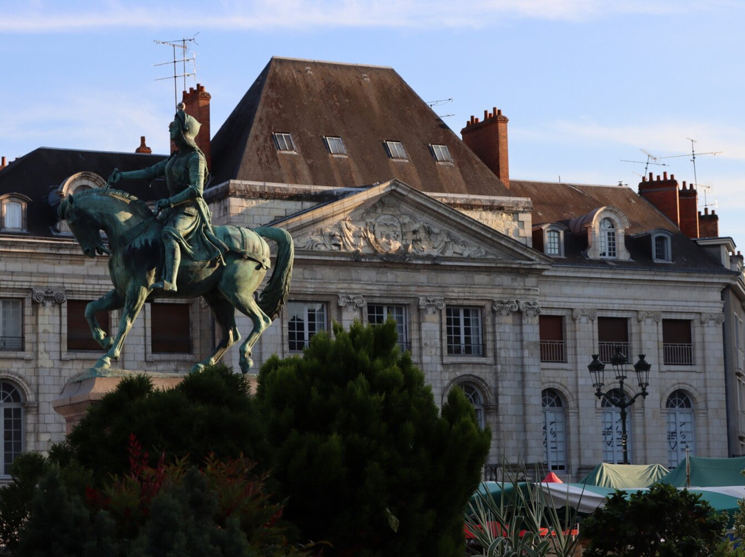 Place du Martroi-奥尔良必去景点