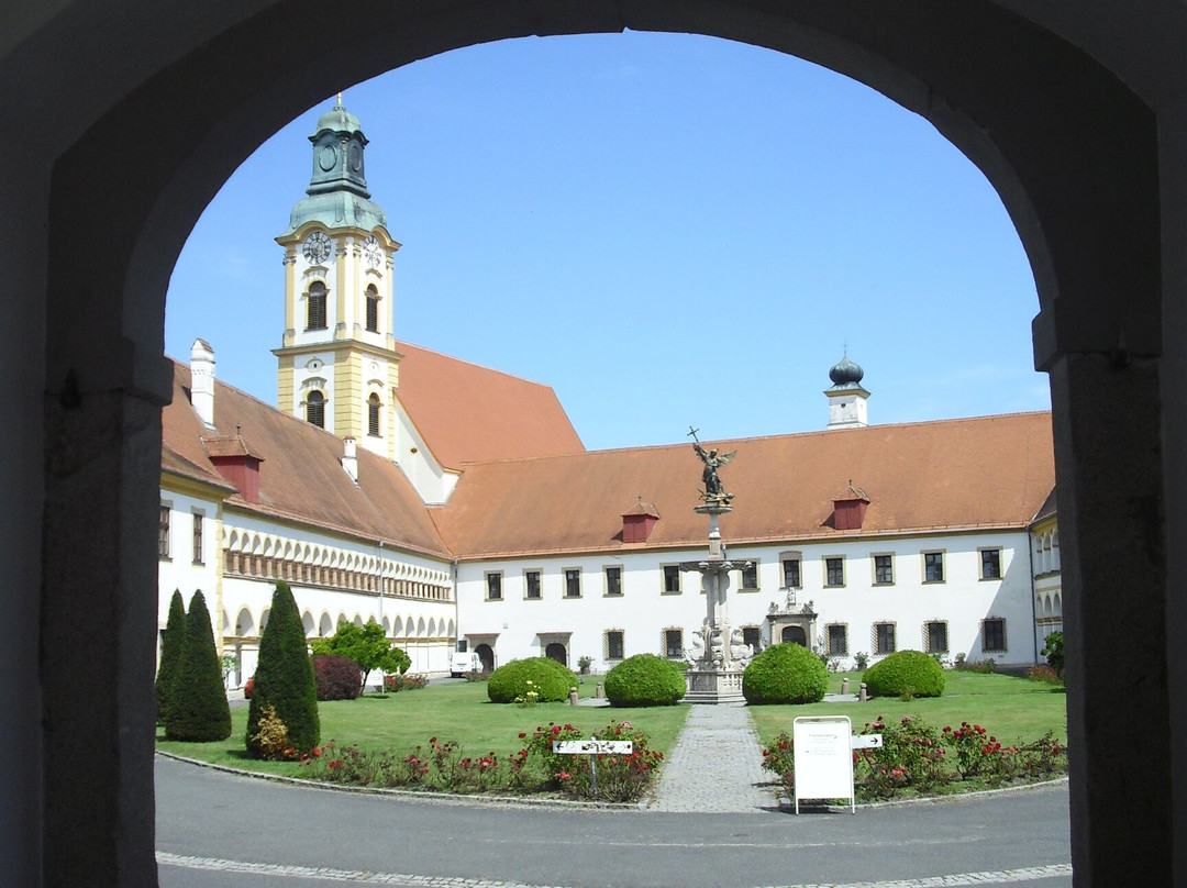 Stift Reichersberg-Reichersberg必去景点