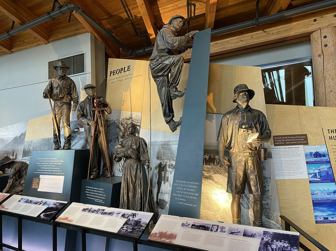 Craig Thomas Discovery & Visitor Center in Moose-大提顿国家公园必去景点