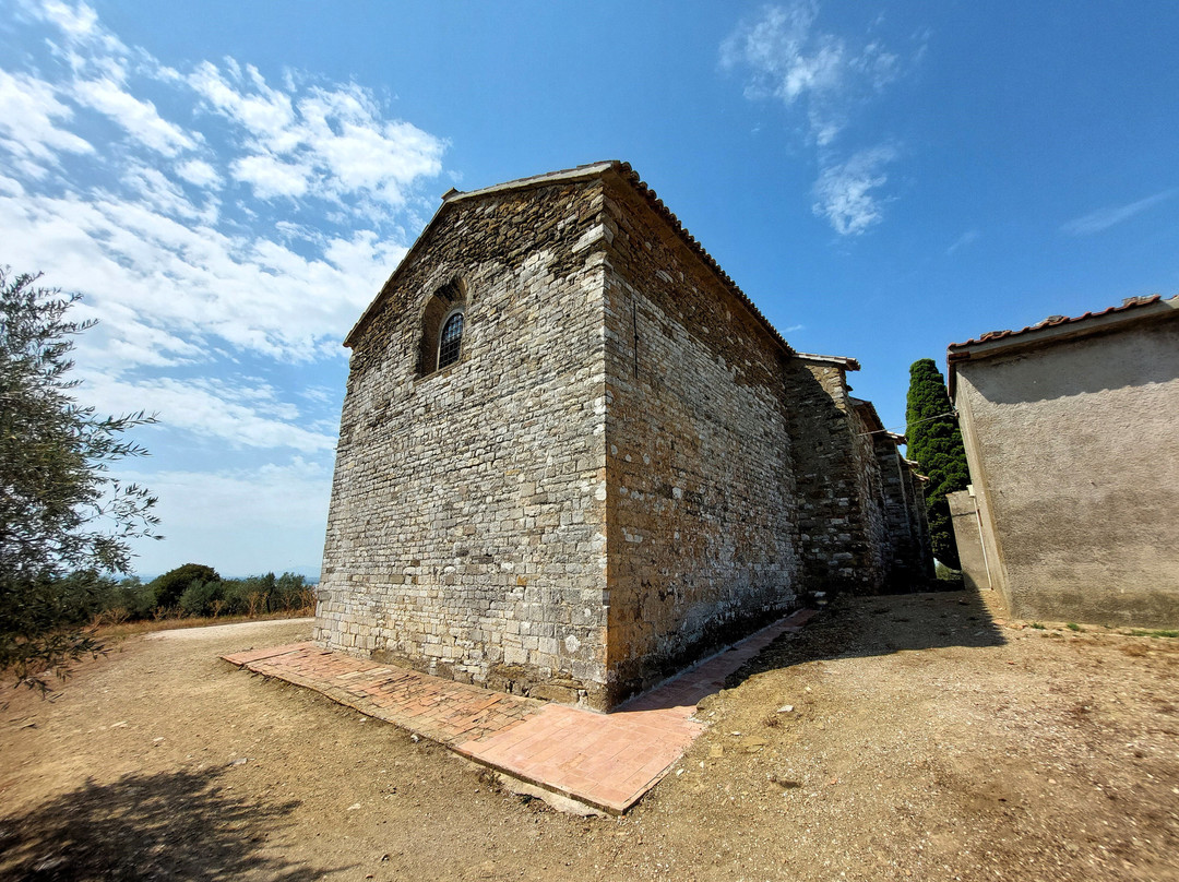 Pieve Di San Michele Arcangelo-Isola Maggiore必去景点