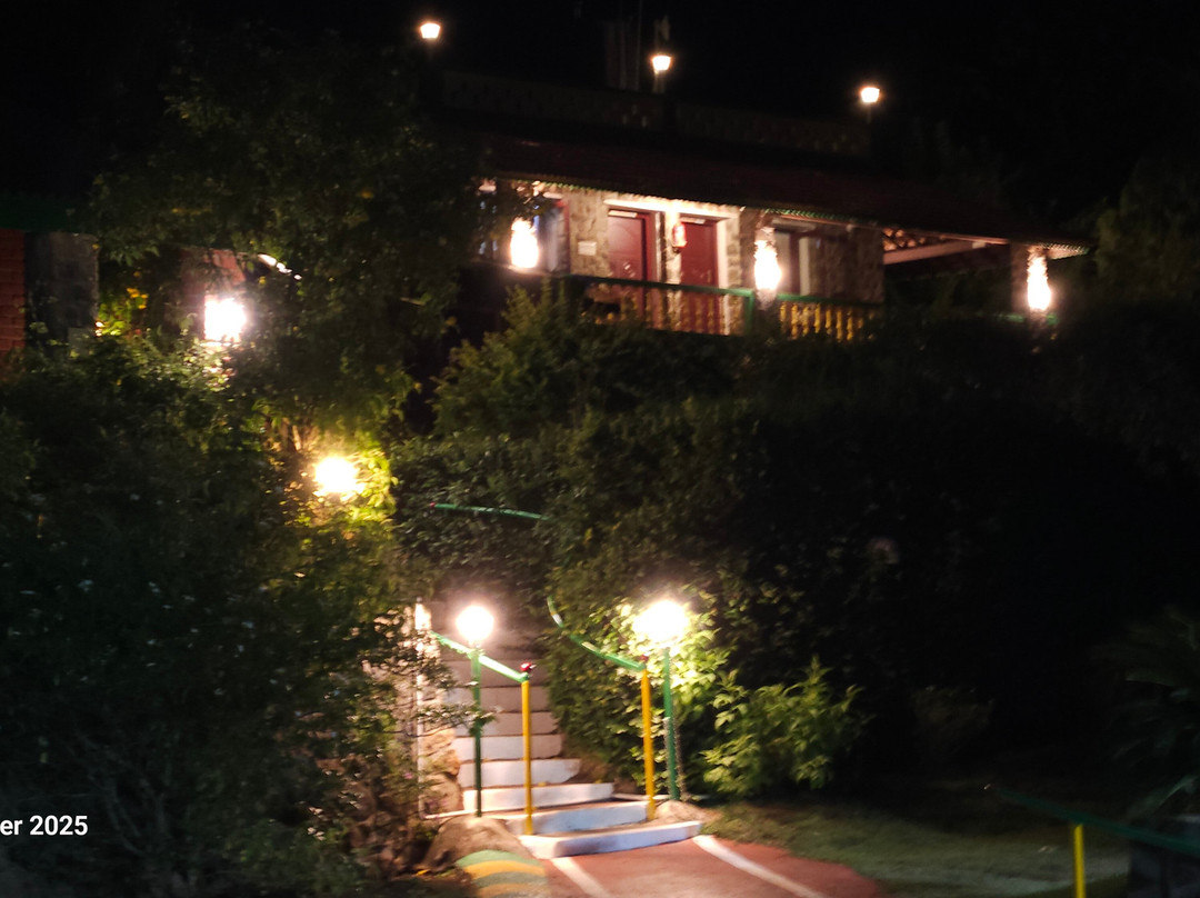 Cardamom House主图