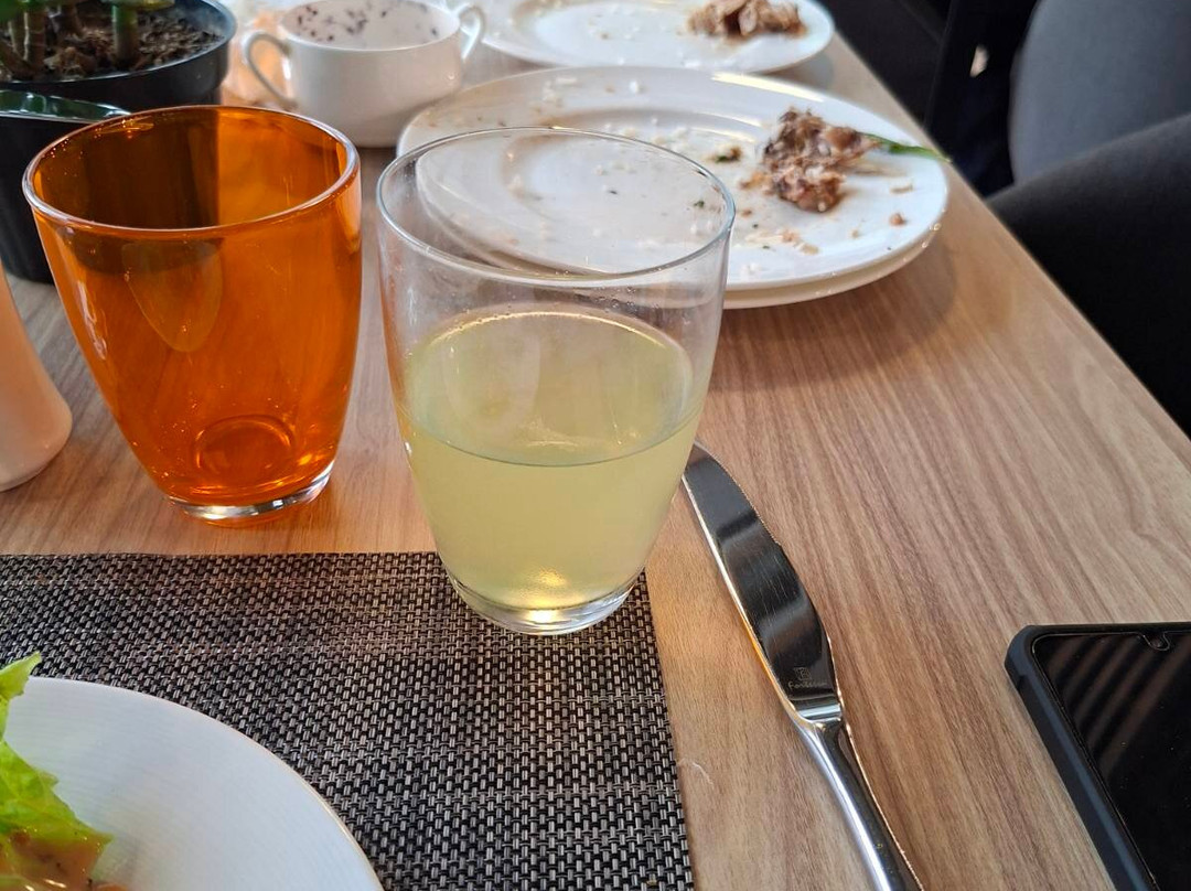 Brittany Hotel主图