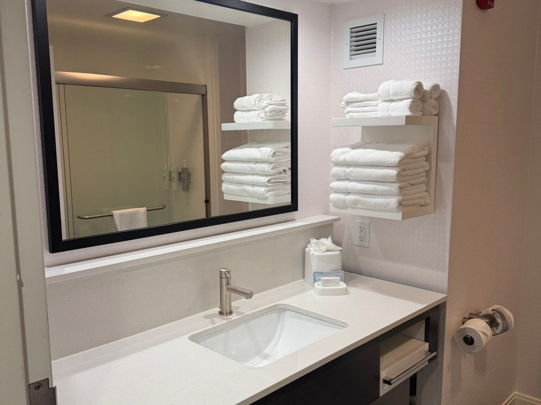 Hampton Inn Hagerstown-I-81主图