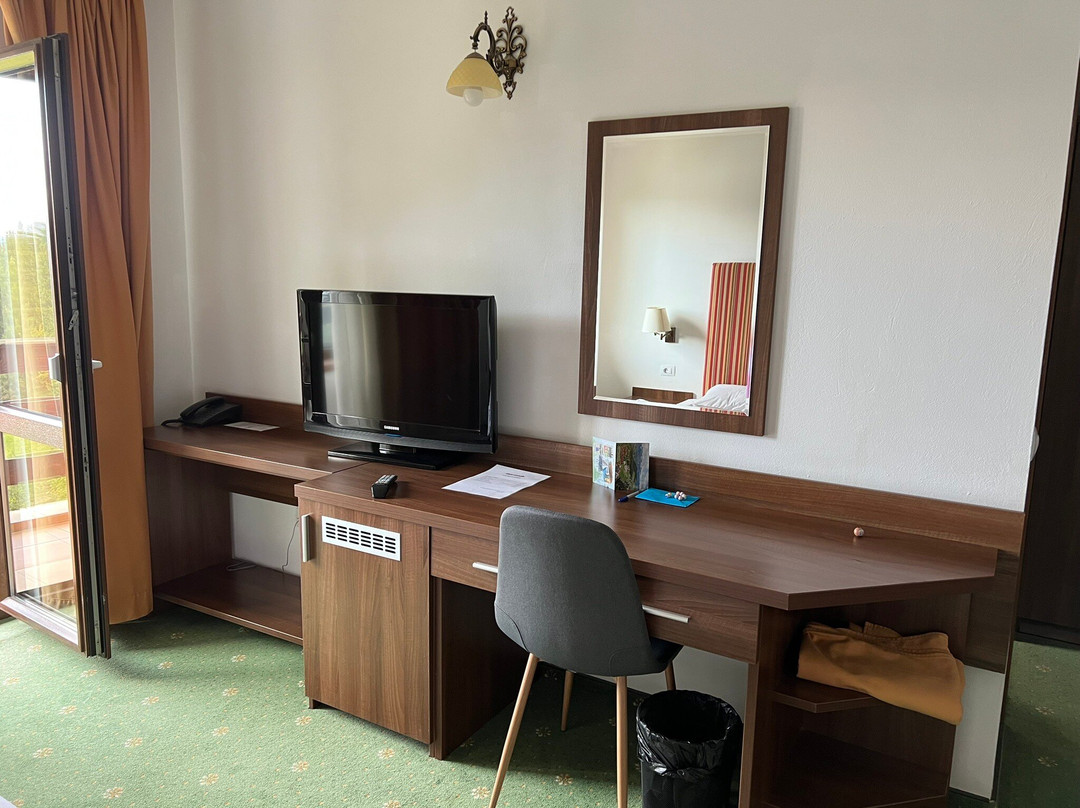 切里格拉迪斯特丰达塔酒店