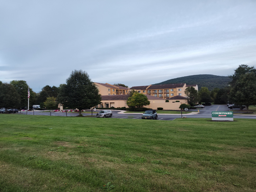 菲什基尔万豪万怡酒店主图